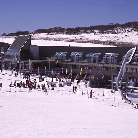 The Perisher Valley Hotel Exterior foto